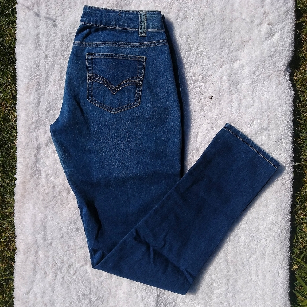 Costly Girl - Skinny Jeans Size 7